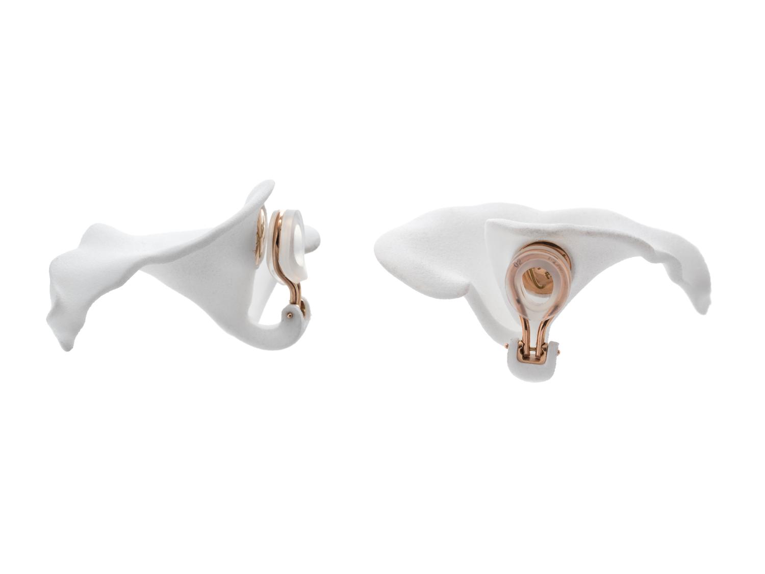 JAR, WHITE RESIN ARUM EARCLIPS