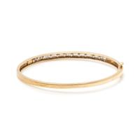 YELLOW GOLD AND DIAMOND BANGLE BRACELET