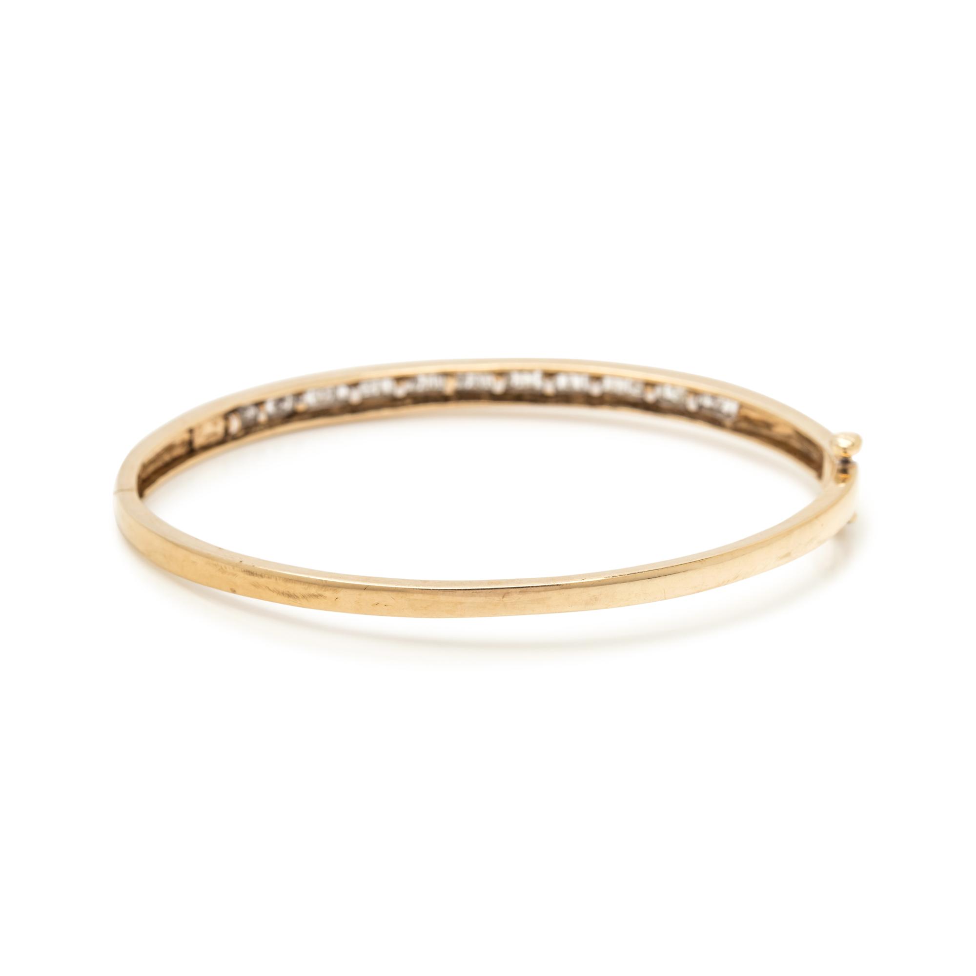 YELLOW GOLD AND DIAMOND BANGLE BRACELET