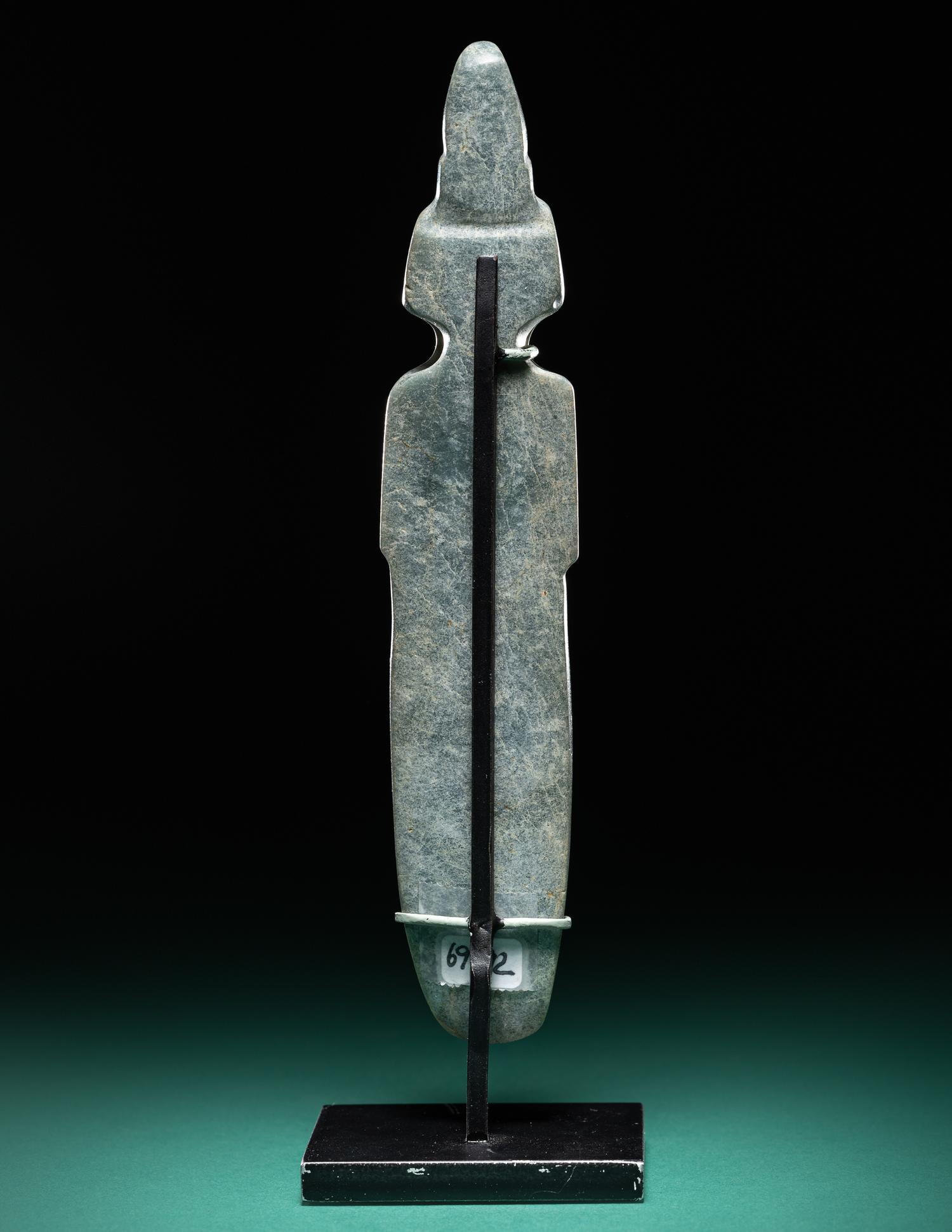 A Costa Rican Jade Avian Pendant