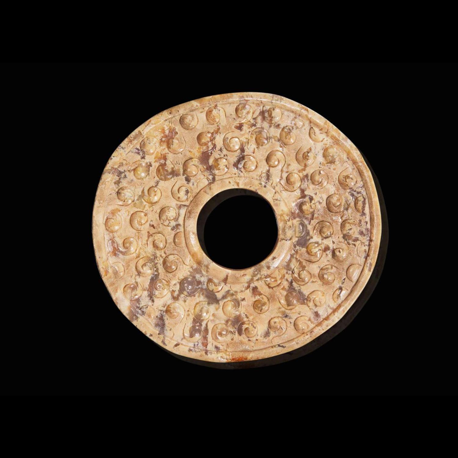 An assembled set of two small Chinese jade bi discs and a jade tube, Warring State period 戰國 玉系璧兩件及玉勒子一