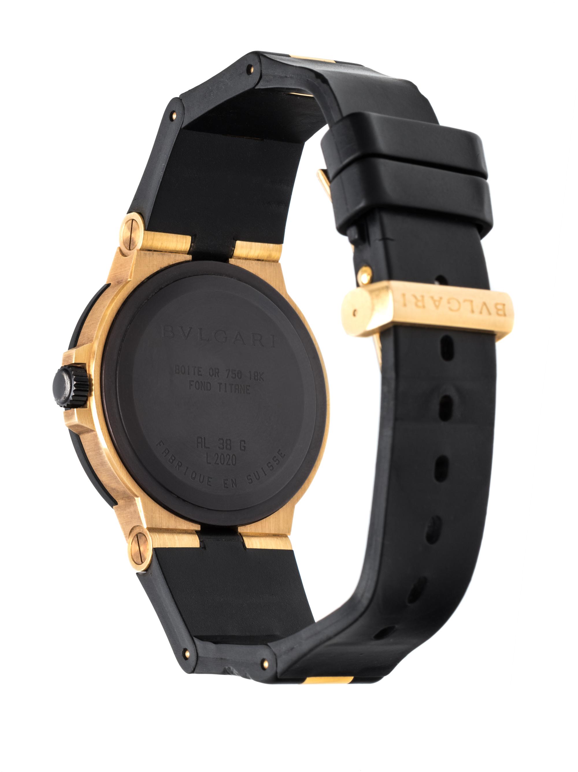BVLGARI, 18K YELLOW GOLD, TITANIUM AND RUBBER REF. AL 38 G 'DIAGONO' WRISTWATCH
