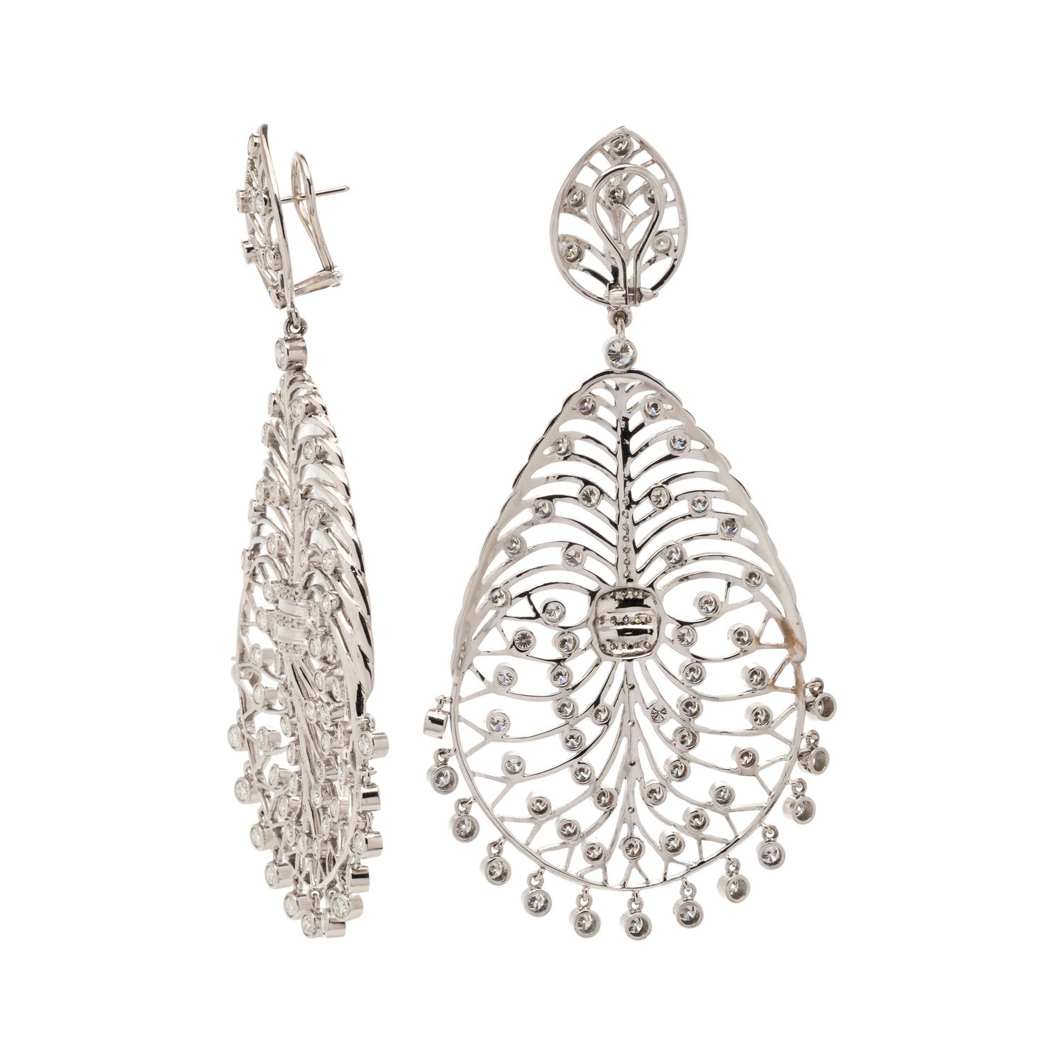 WHITE GOLD AND DIAMOND EARCLIPS