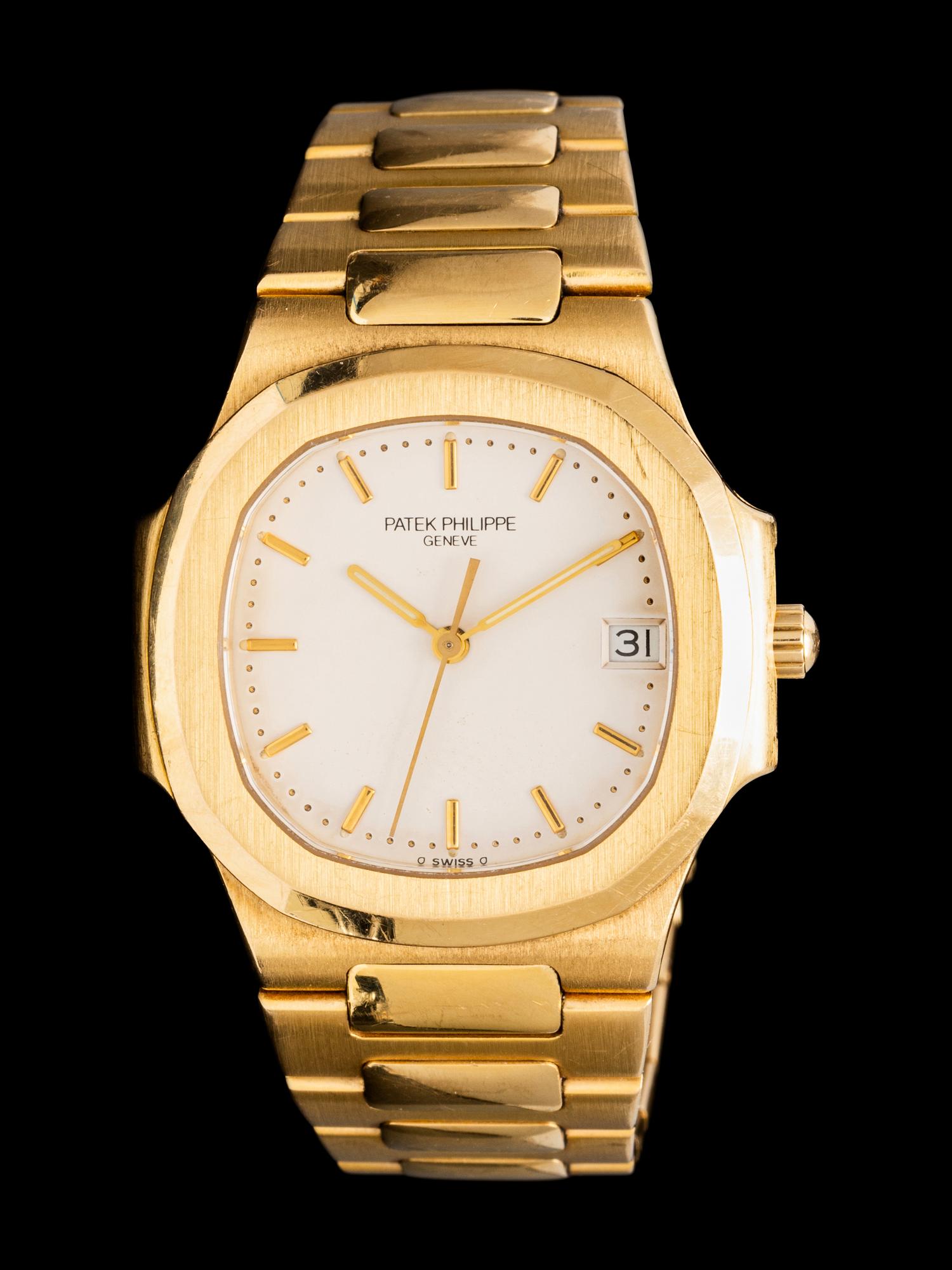 PATEK PHILIPPE, REF. 3900/1 18K YELLOW GOLD 'NAUTILUS' WATCH