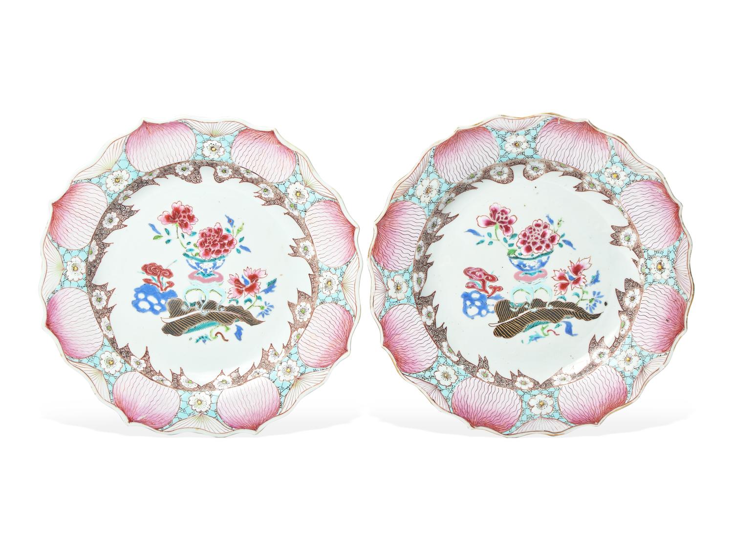 A Pair of Chinese Export Porcelain Plates
