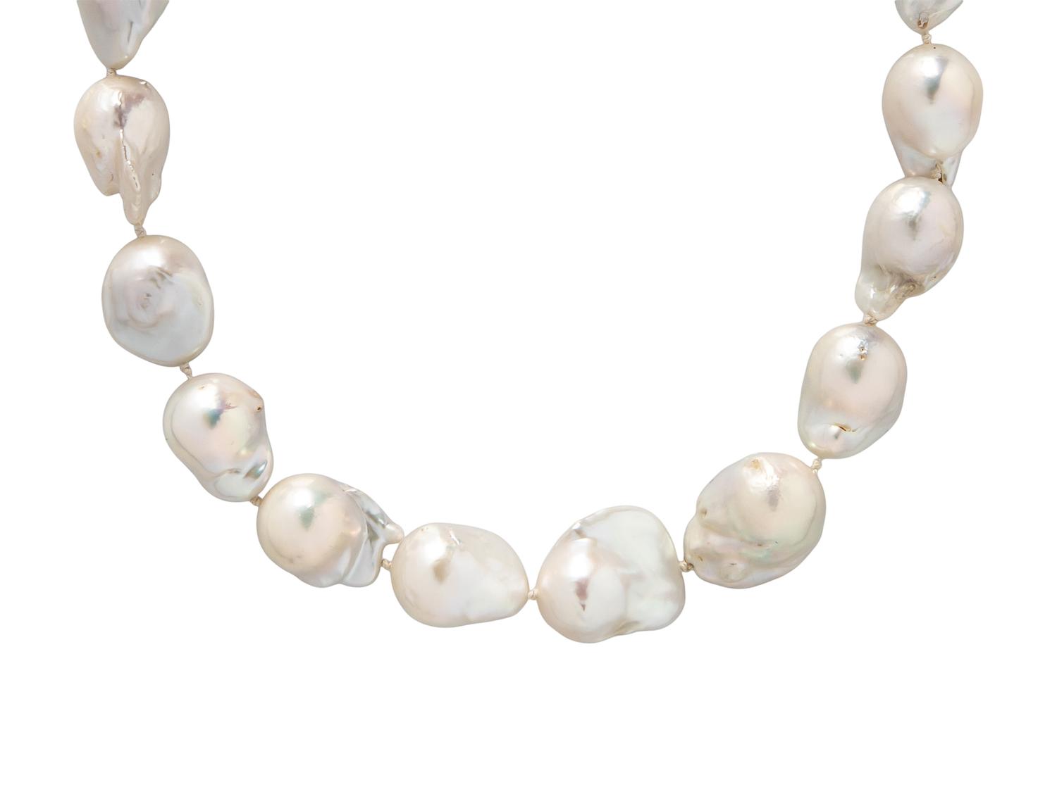 BAROQUE CULTURED PEARL NECKLACE