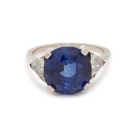 SAPPHIRE AND DIAMOND RING