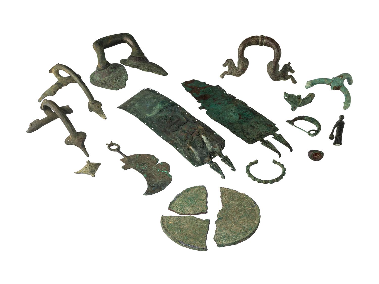 17 Greco-Roman Bronze Items