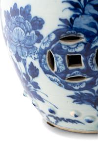 Two Pairs of Chinese Blue and White Porcelain Wares