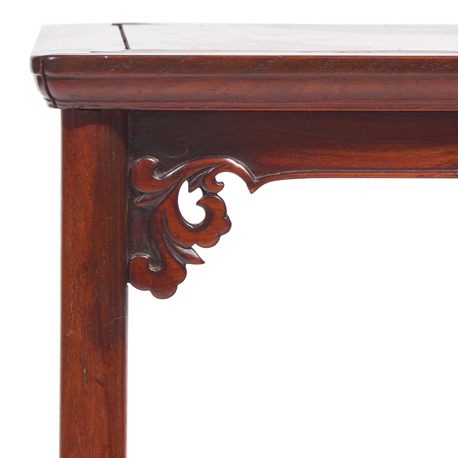 A Chinese Huanghuali and Mixed Hardwood Square Table, 18th/19th Century 清中期 紅木鑲黃花梨十字枨方桌