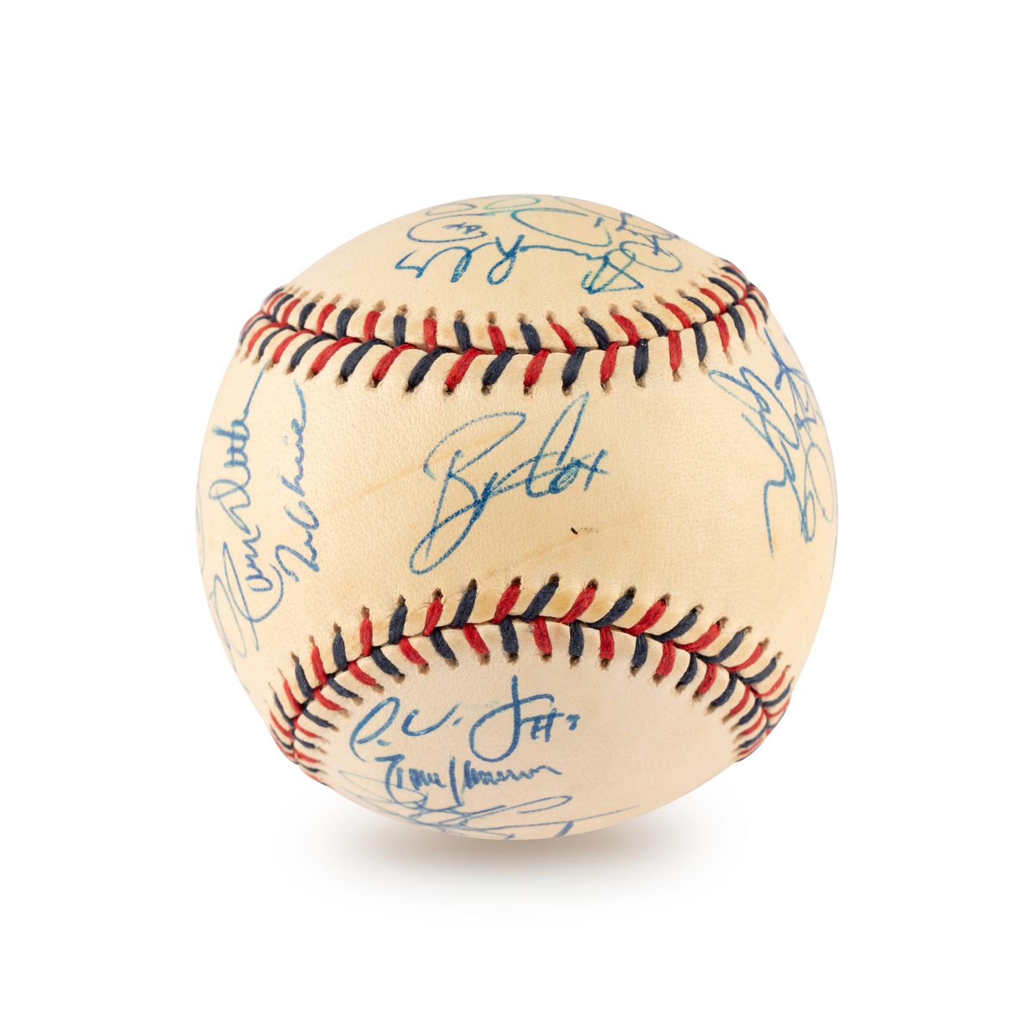 A 2000 All-Star Game National League Team Signed Autograph Baseball (Beckett Authentication Services)