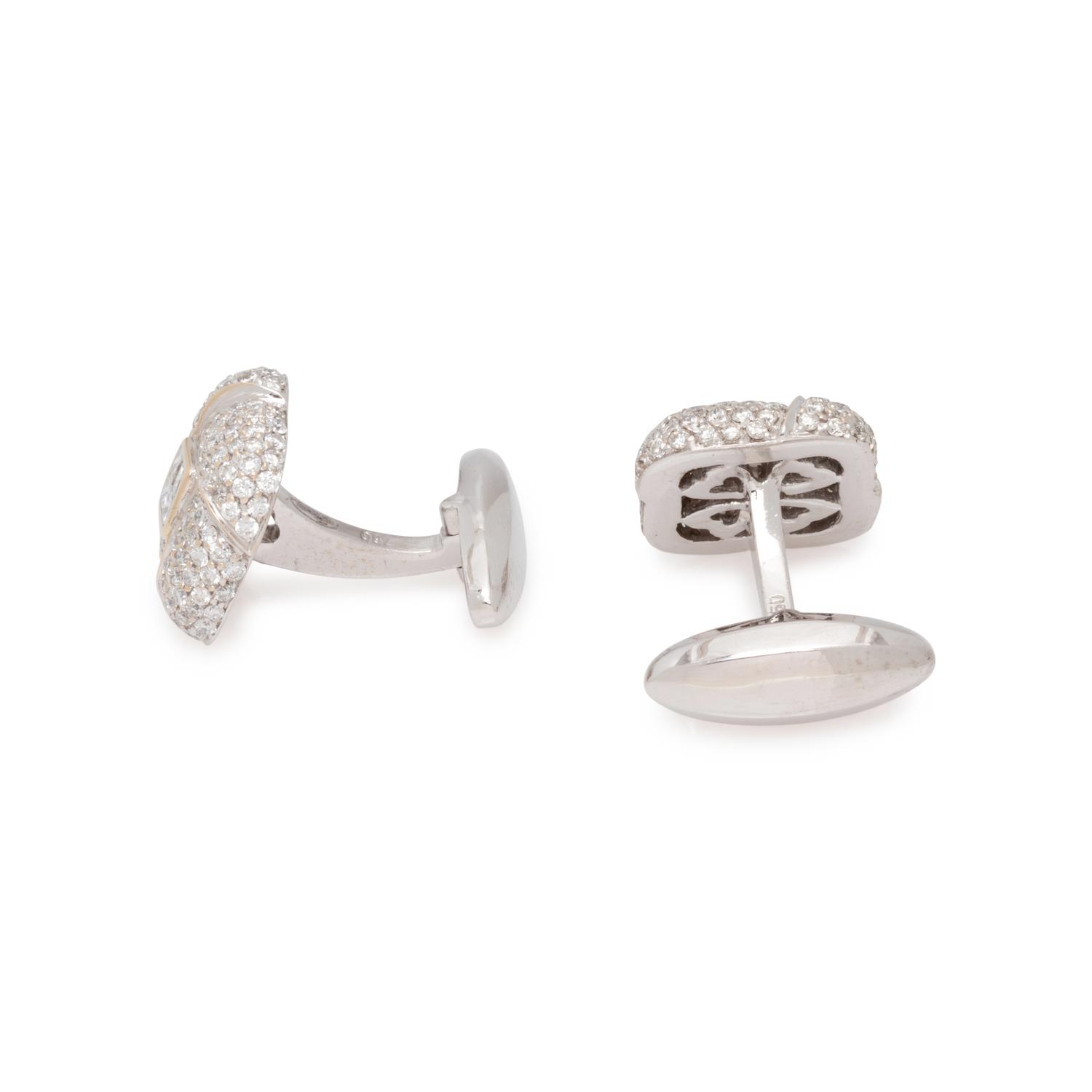 DIAMOND CUFFLINKS