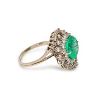 EMERALD AND DIAMOND RING