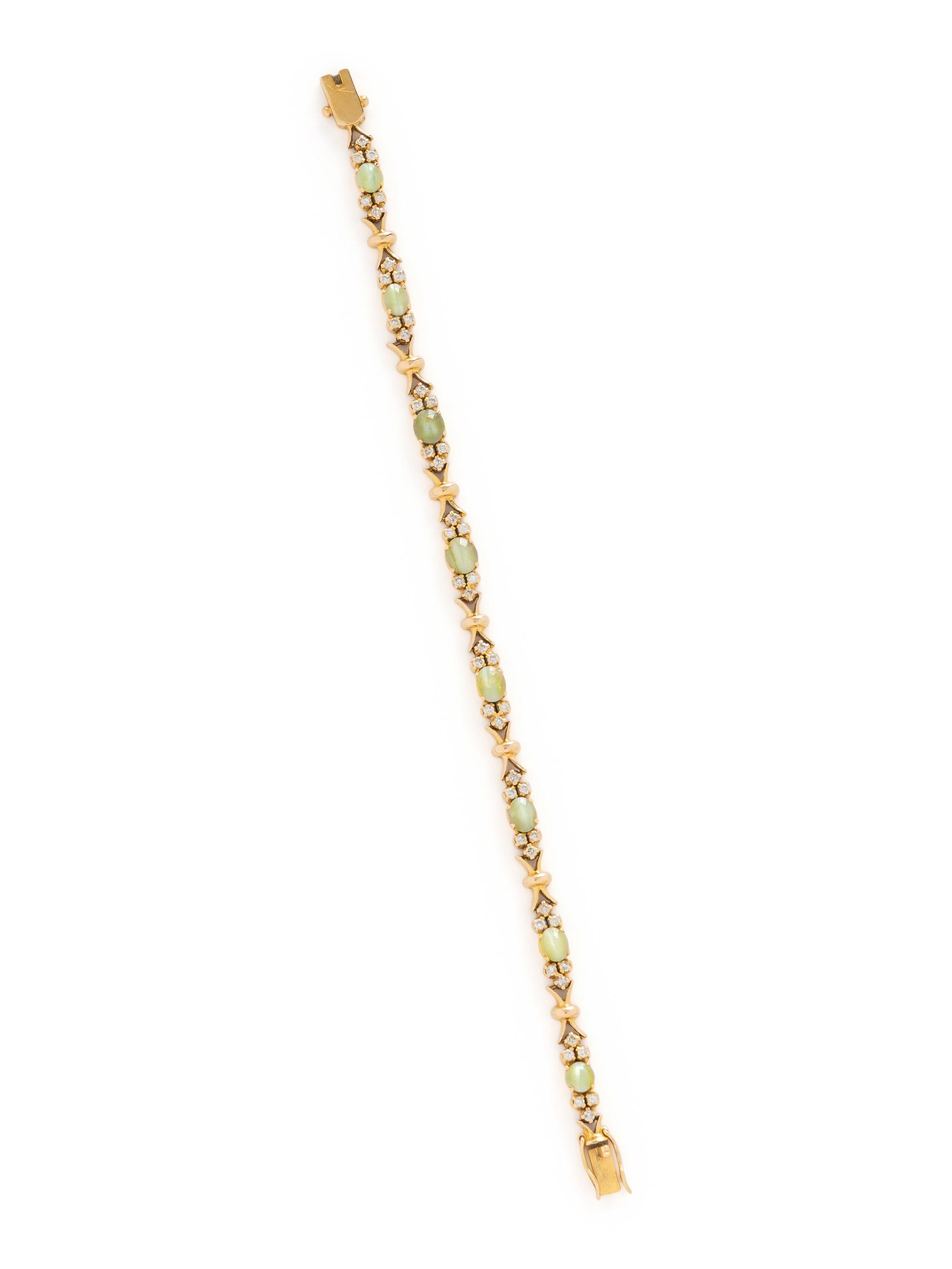 CAT'S EYE CHRYSOBERYL AND DIAMOND BRACELET