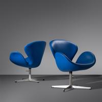Pair of Swan Lounge Chairs, model 3320 Fritz Hansen, Denmark