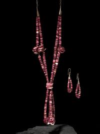 Kewa Spiny Oyster Necklace and Hook Earrings