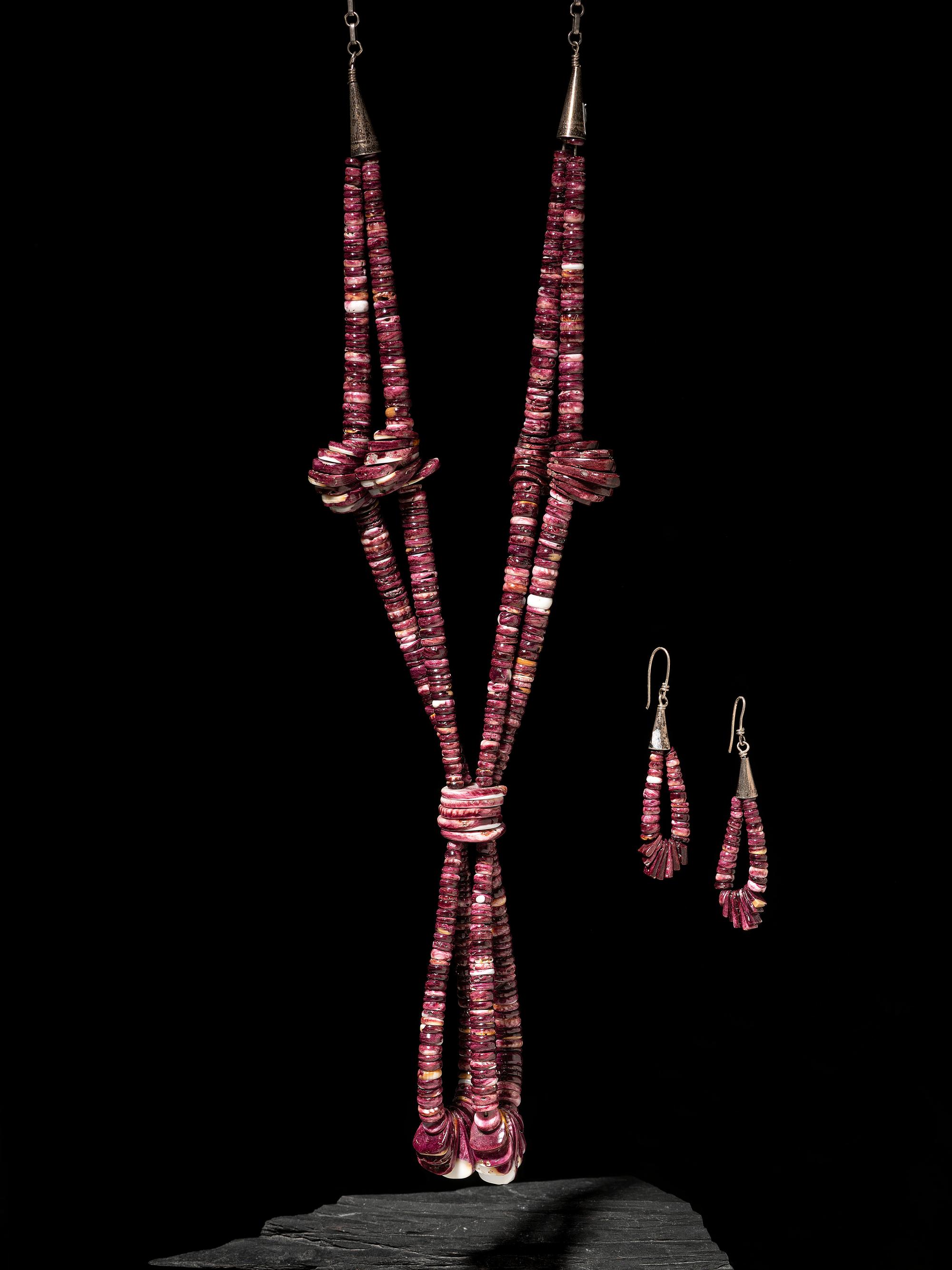 Kewa Spiny Oyster Necklace and Hook Earrings