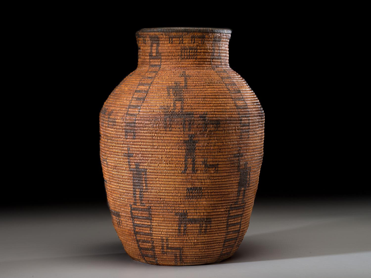 Apache Pictorial Olla