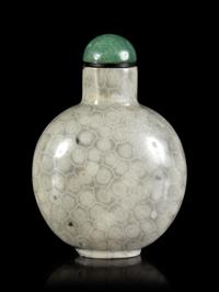 A Fossilized Coral Snuff Bottle
