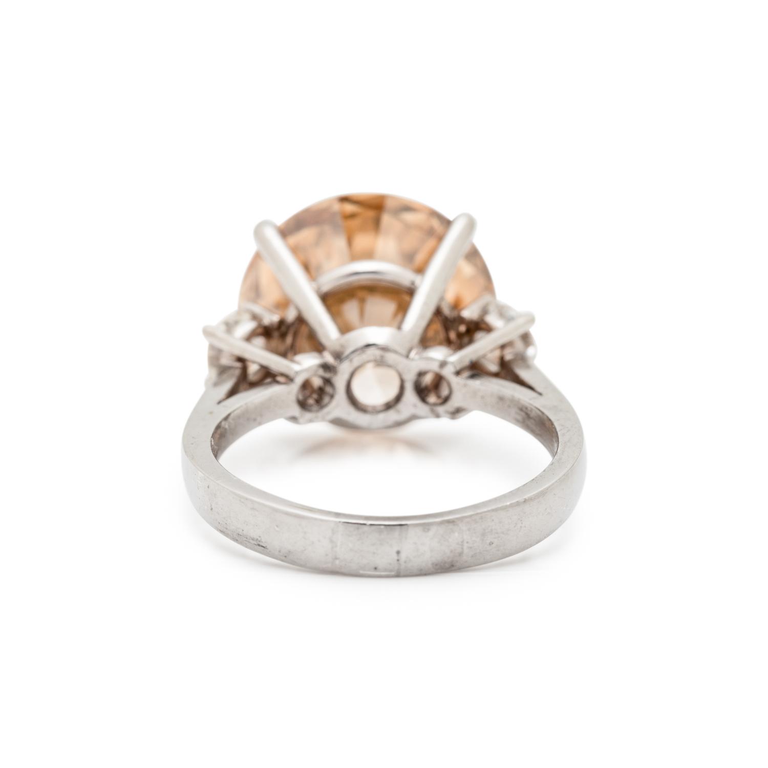 FANCY YELLOW-BROWN DIAMOND RING