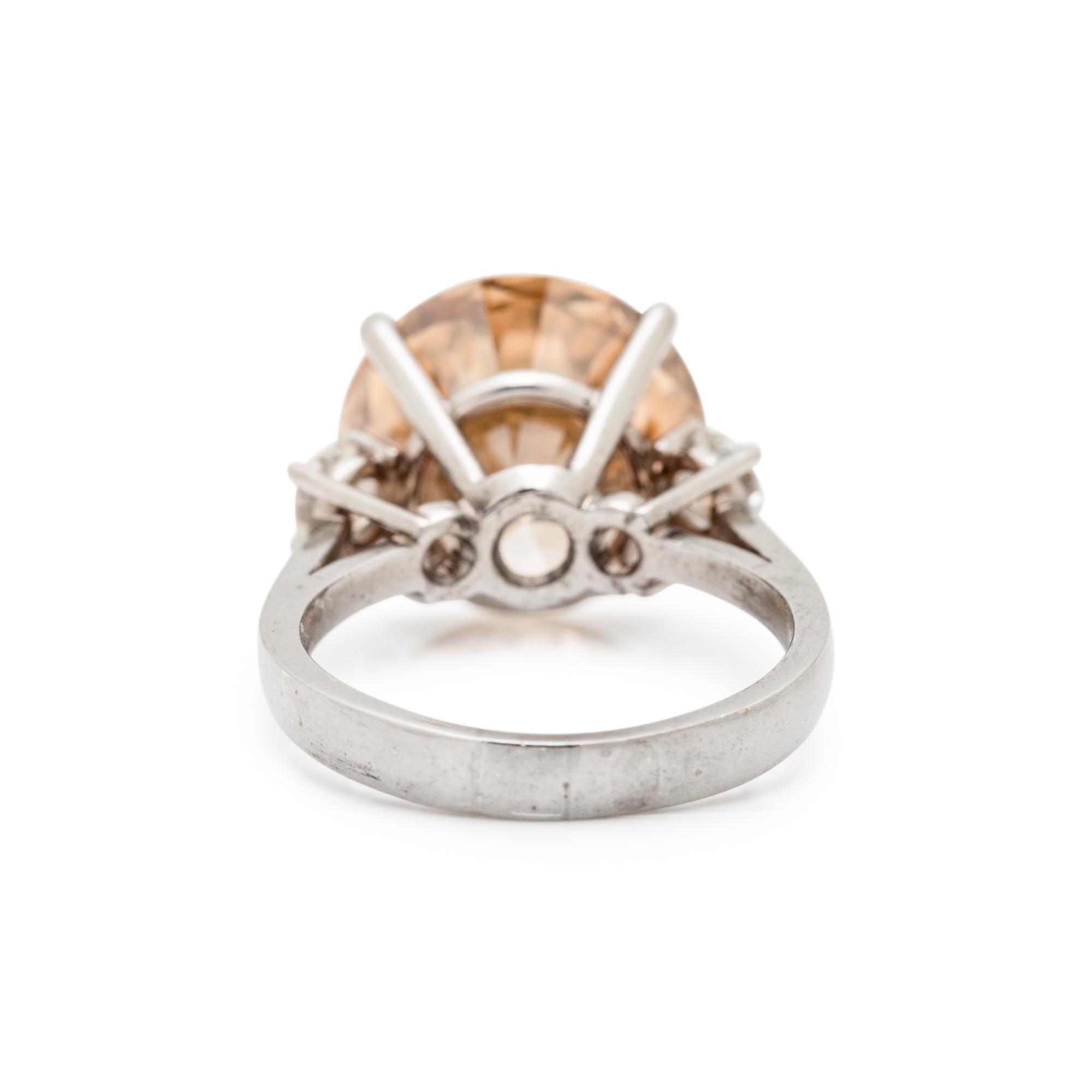 FANCY YELLOW-BROWN DIAMOND RING