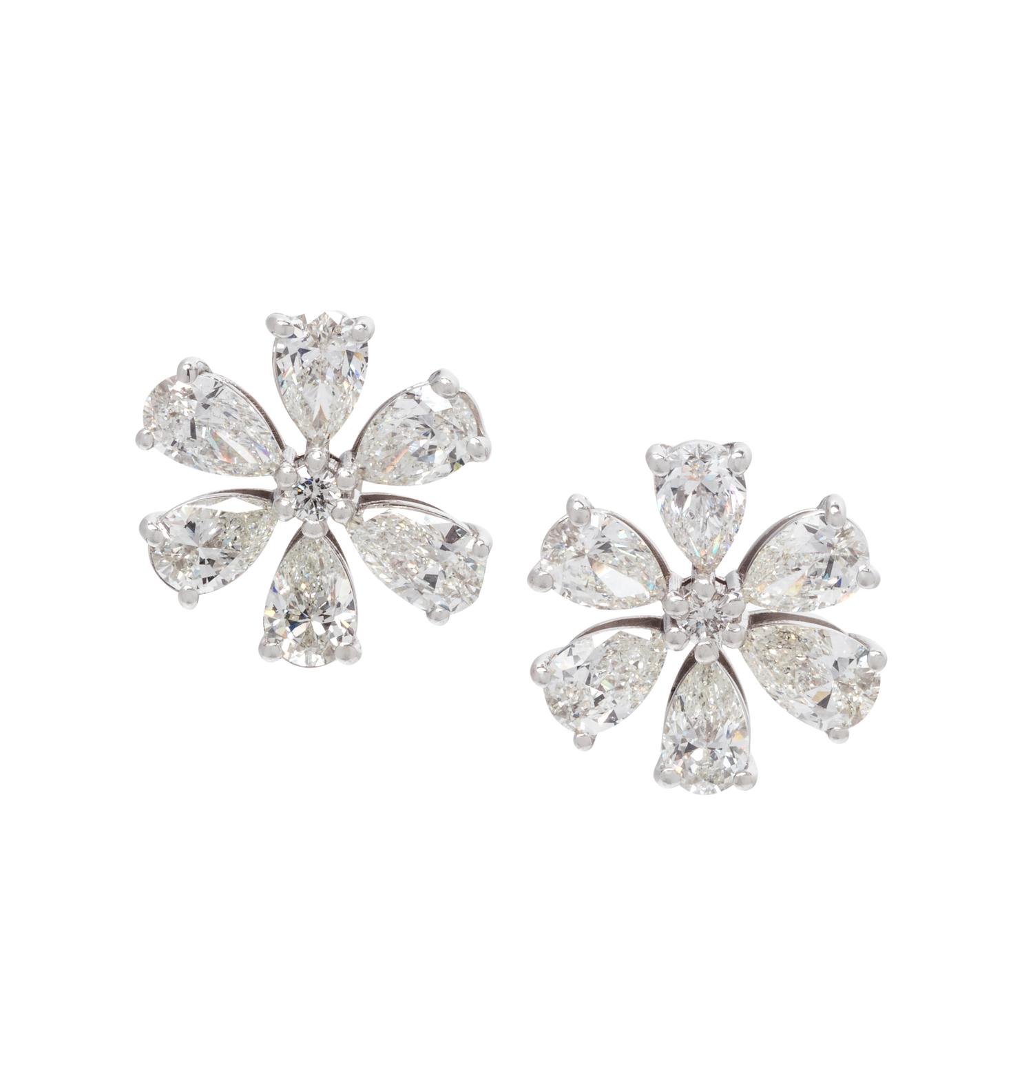 DIAMOND FLOWER EARCLIPS