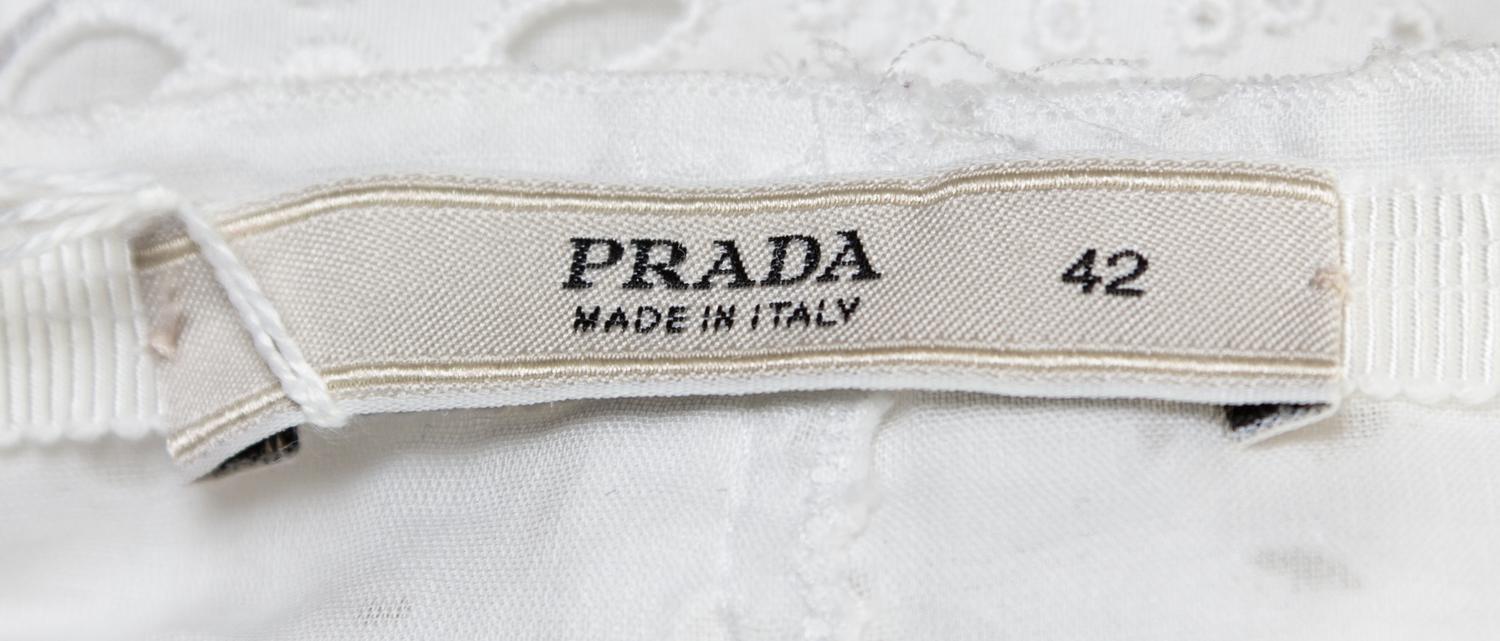 A Prada White Lace Skirt, Size 42.
