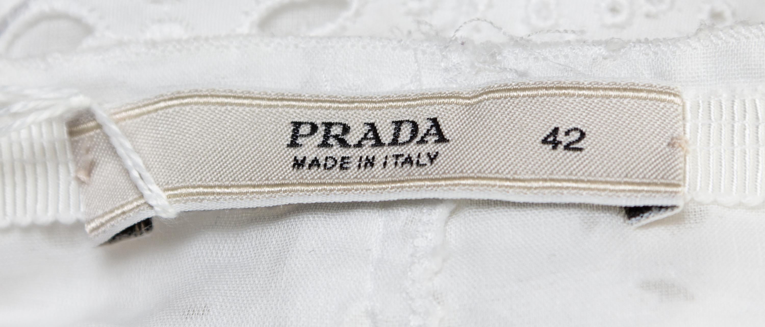 A Prada White Lace Skirt, Size 42.
