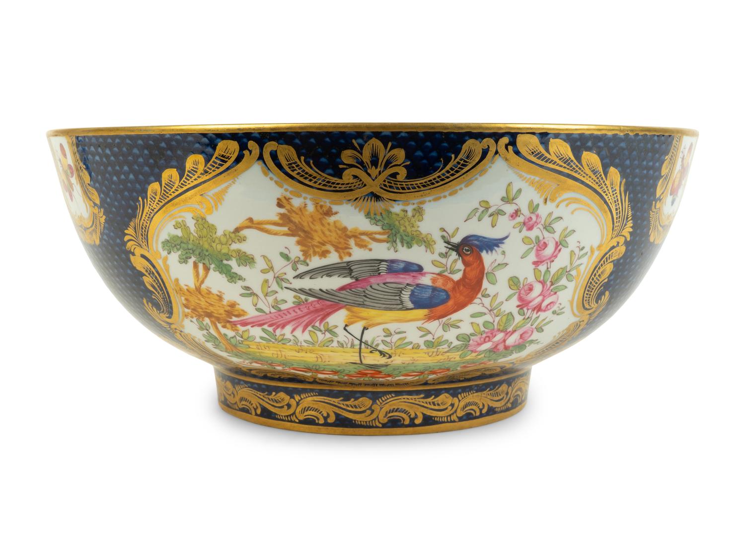 A Chelsea Porcelain Gold Anchor Period Bowl — 18TH CENTURY