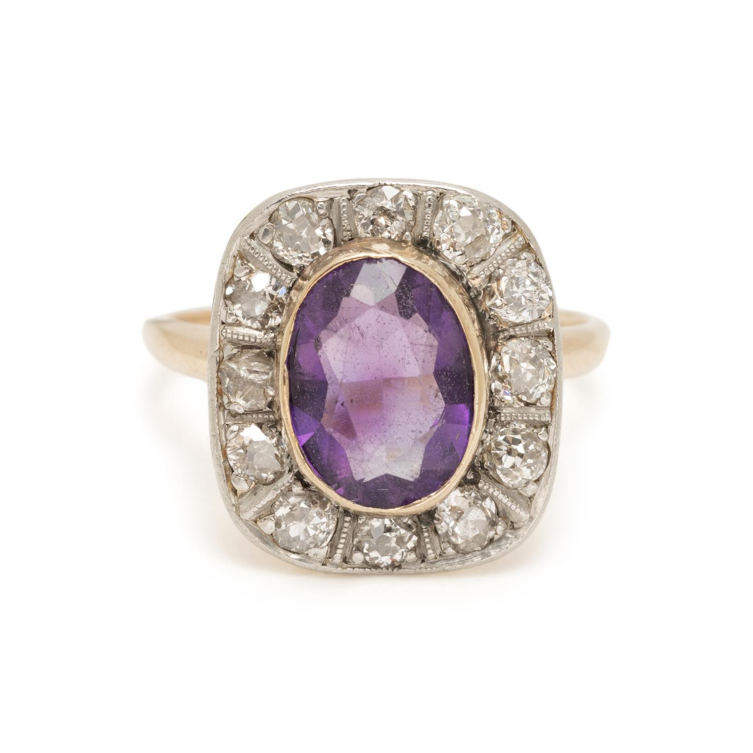 PLATINUM-TOPPED GOLD, AMETHYST AND DIAMOND RING