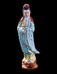 A Chinese Famille Rose Porcelain Figure of Guanyin