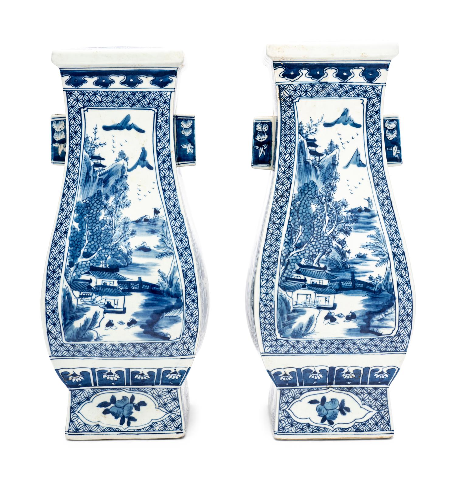 A Pair of Chinese Export Porcelain Vases