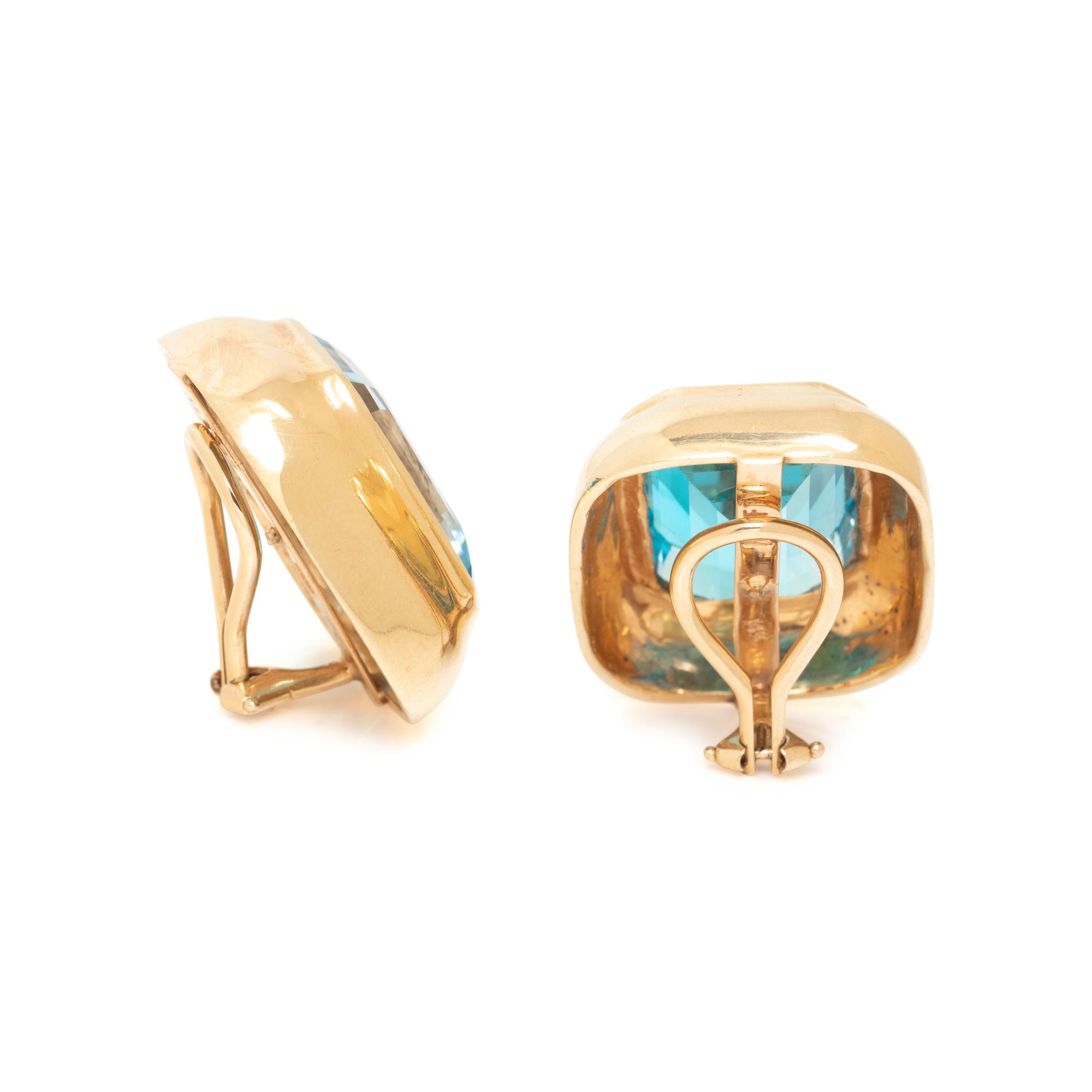 YELLOW GOLD AND BLUE TOPAZ EARCLIPS