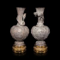 A Pair of Chinese Silver Vases, Late 19th-20th Century 晚清-民國 外銷鏨花龍紋銀瓶一對