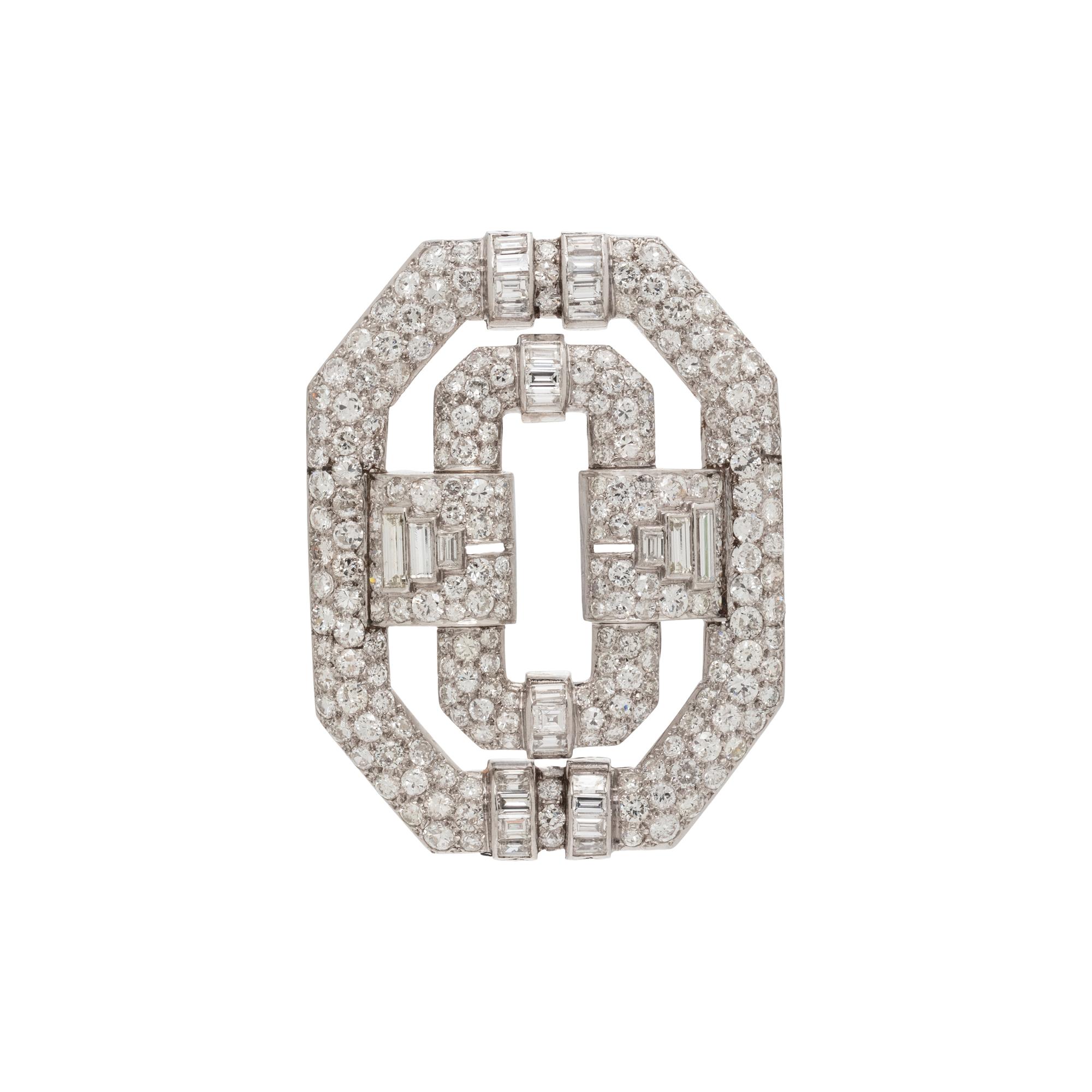DIAMOND AND PLATINUM BROOCH