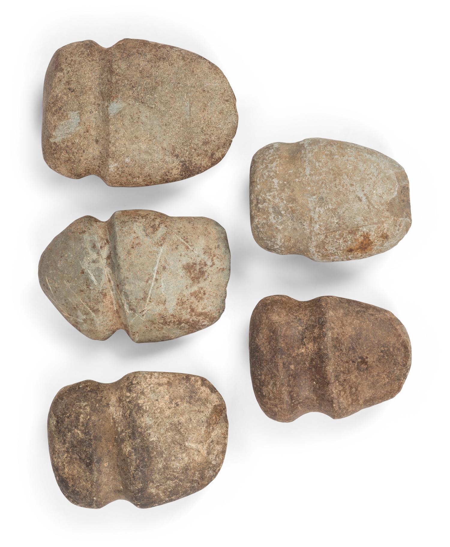 A Group of Full Groove Axes