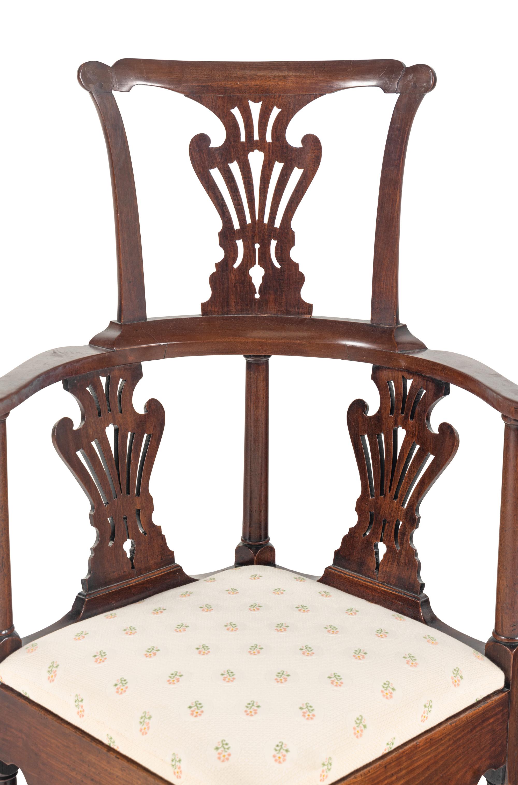 A George II Walnut Corner Chair