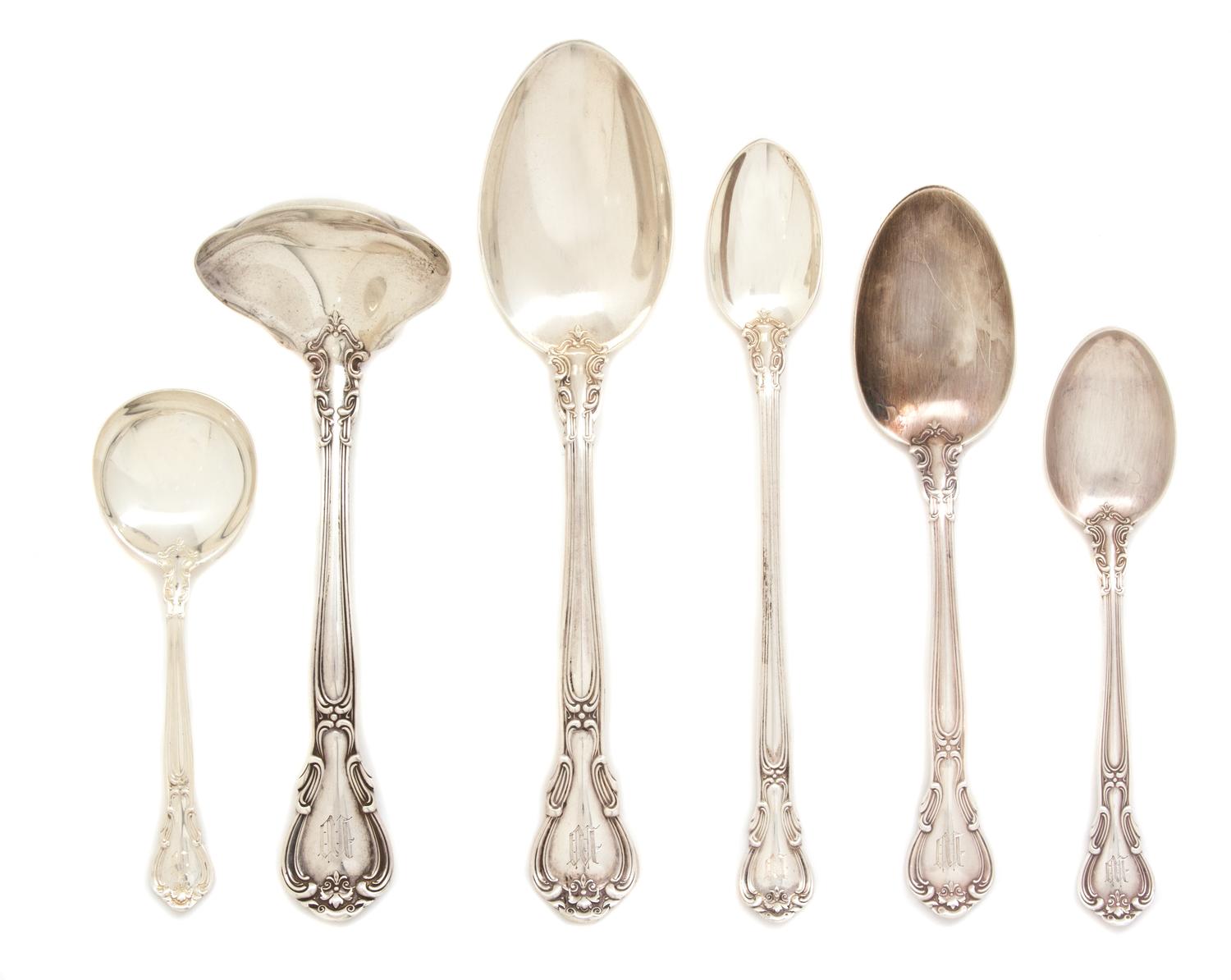 An American Sterling Flatware Service, Gorham Mfg, Providence, RI, in the Chantilly pattern, comprising: 14 teaspoons 10 luncheon forks