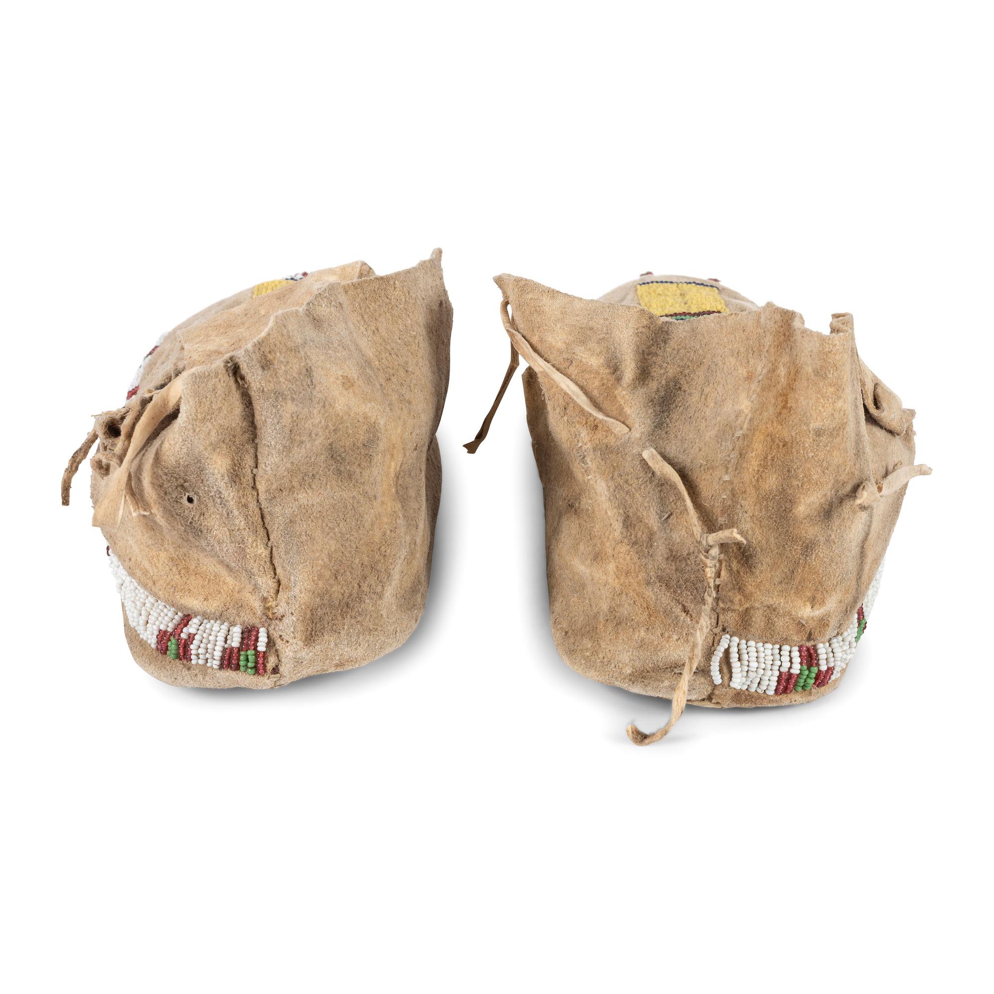 Sioux Beaded Hide Moccasins