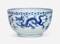 An unusual Chinese blue and white "Dragon" deep bowl, Zhengde mark, possibly 18th century 青花龍紋深腹盌 正德款 或十八世紀
