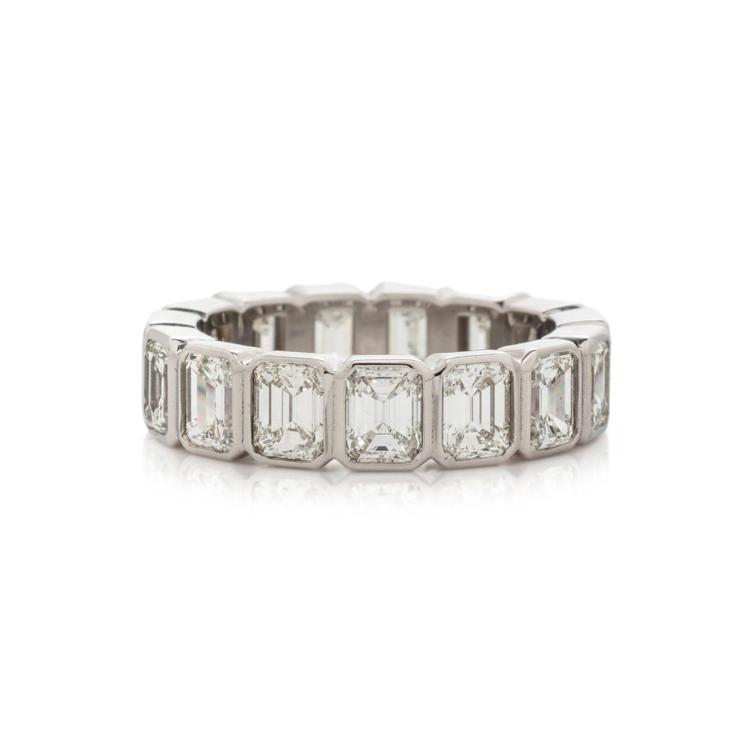 DIAMOND ETERNITY BAND