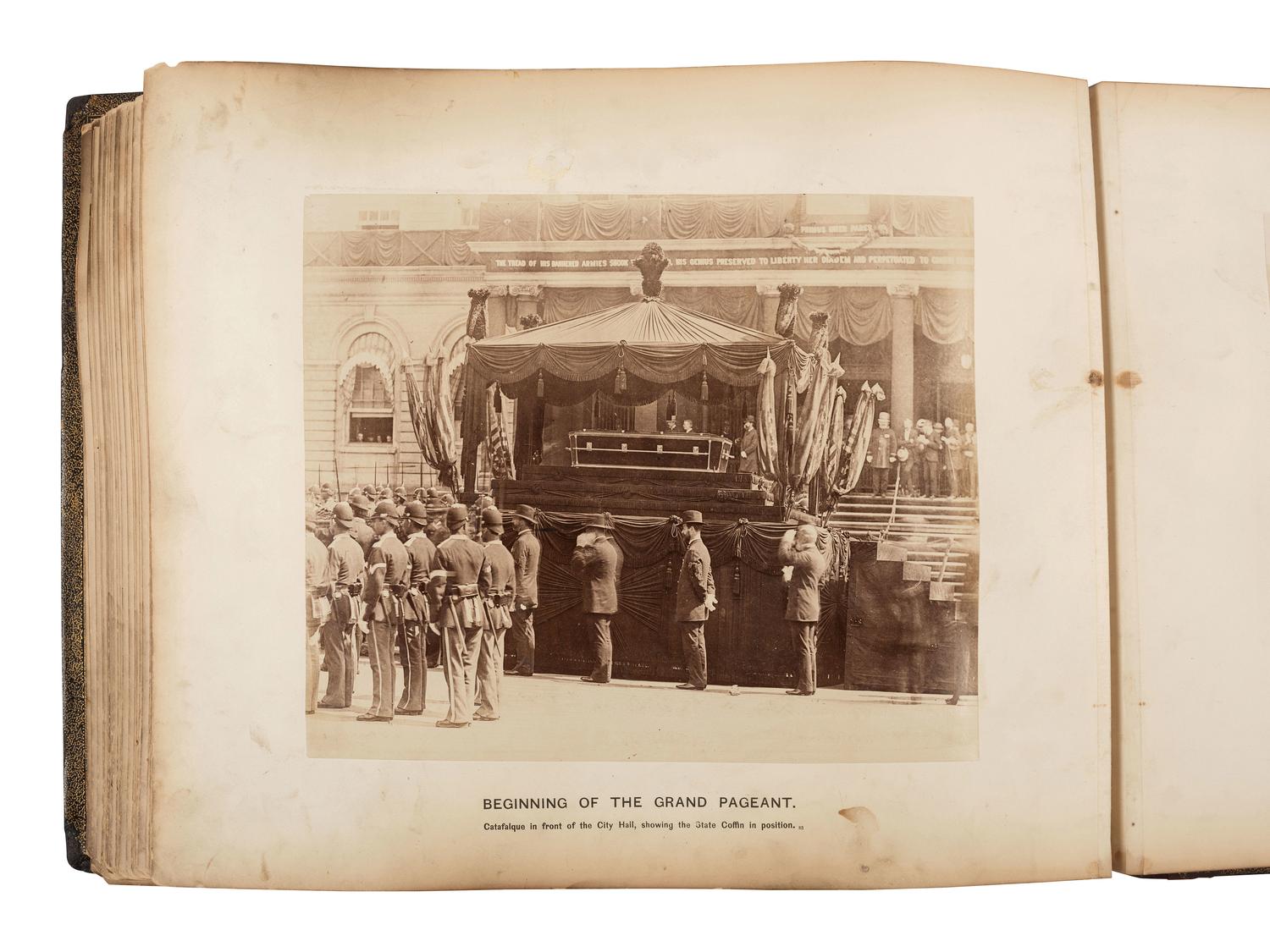 [GRANT, Ulysses S. (1822-1885)]. Photo album commemorating U.S. Grant. Boston: Wm. H. Allen, [1886].