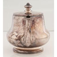 Adolf Hitler Initialed Teapot, Reportedly Taken from his Home by World War II Officer, with Provenance
