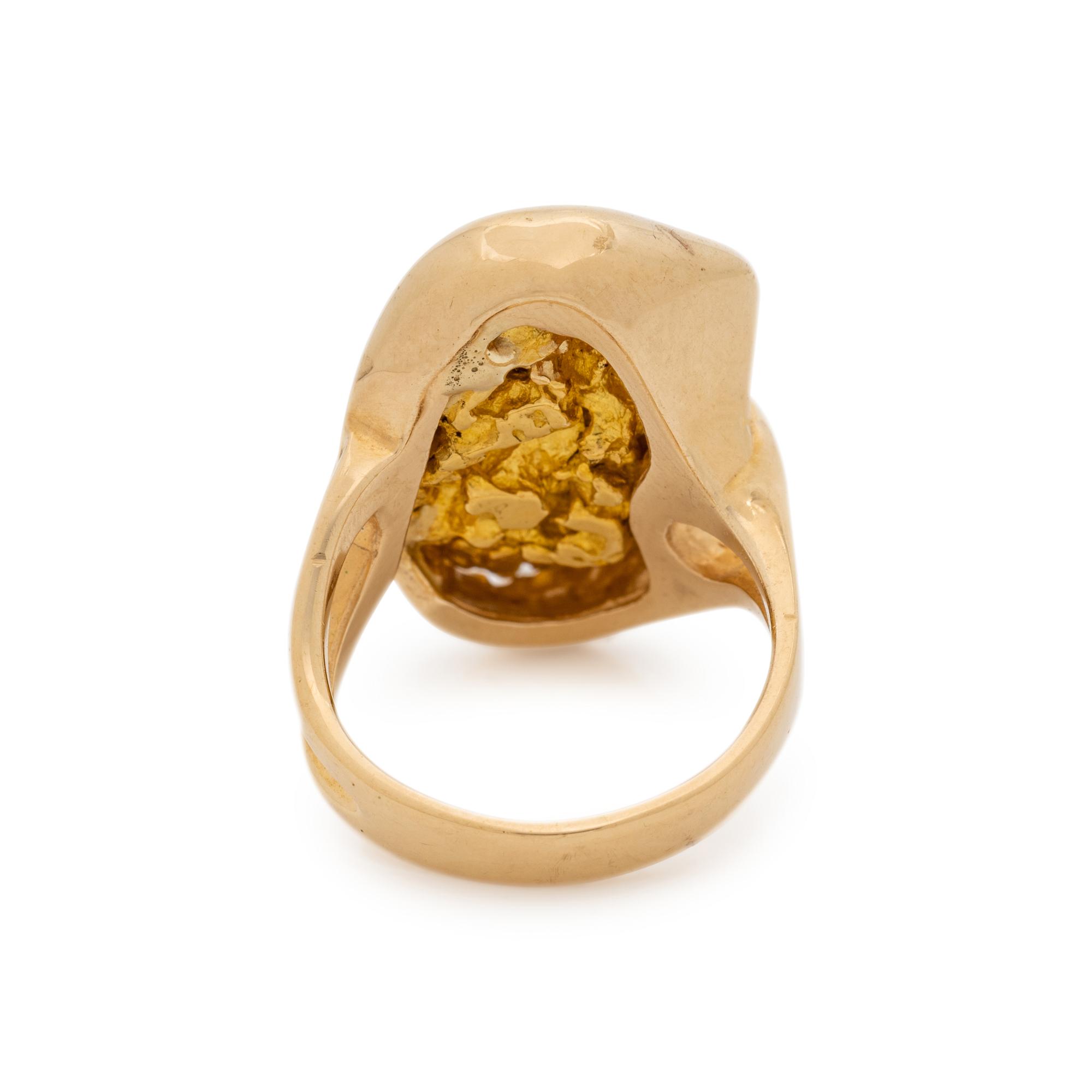 YELLOW GOLD AND GOLD NUGGET RING