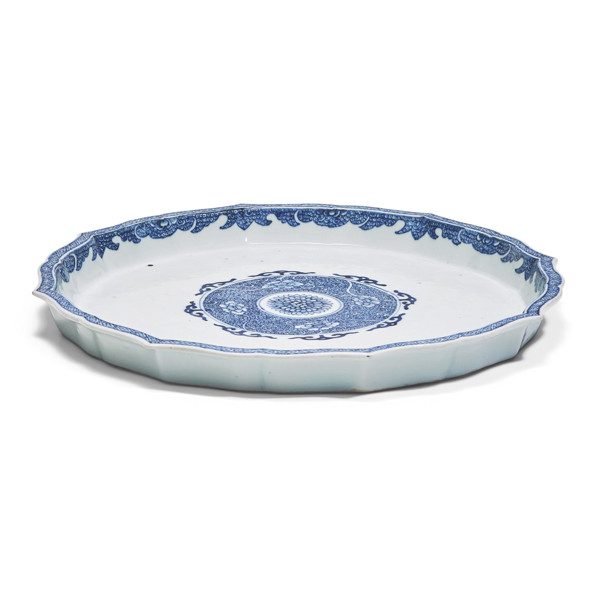 A Large Chinese Export Blue and White Serving Plate