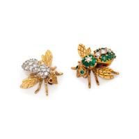 COLLECTION OF YELLOW GOLD AND MULTIGEM BEE BROOCHES