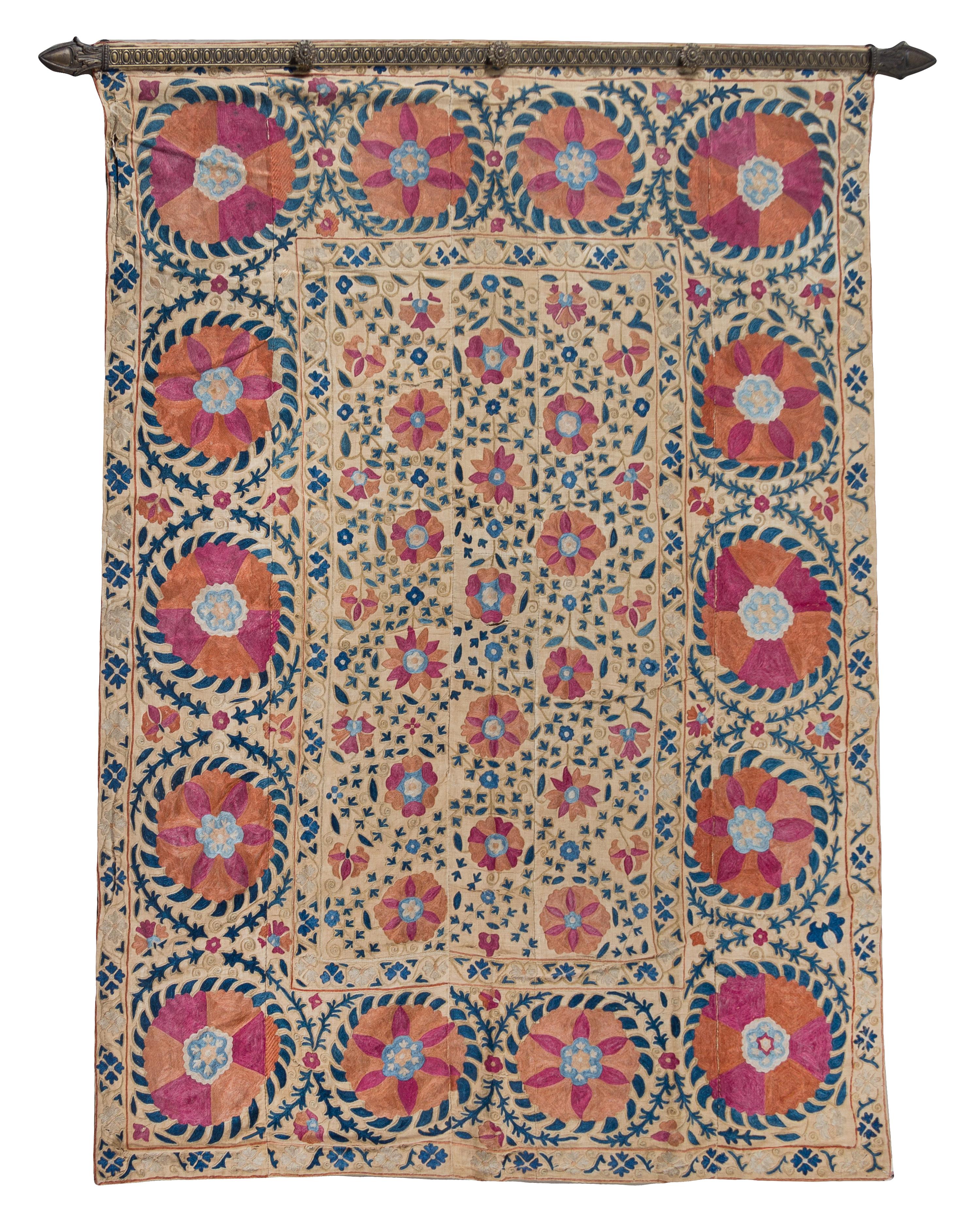 An Indian Suzani Panel Height 64 x width 46 inches. — EARLY 20TH CENTURY
