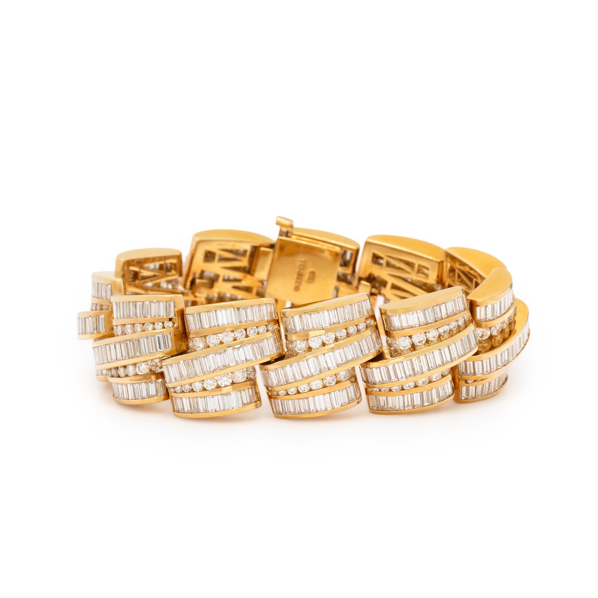 Charles Krypell, Diamond and Yellow Gold Bracelet
