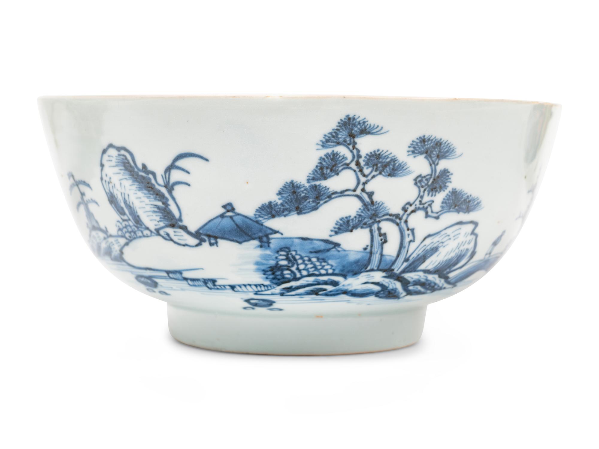 Seven Chinese Export Porcelain Articles