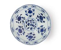 A Rare Blue and White Porcelain Hexafoil Bowl — XUANDE MARK AND PERIOD (1426-1435)
